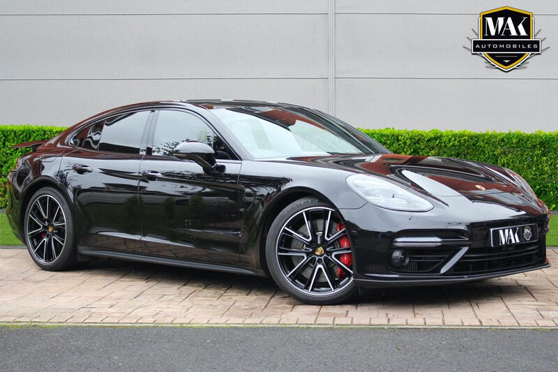 PORSCHE PANAMERA
